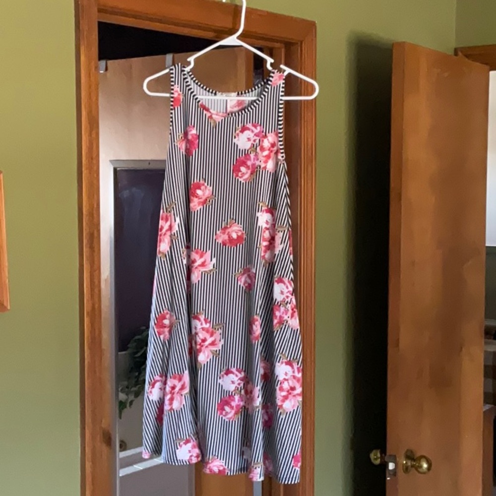 Floral Striped Sleeveless Dress